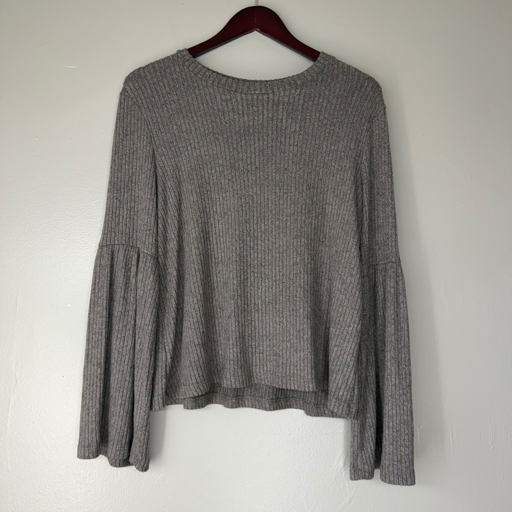 Lush Heather Grey Rib Knit Bell Sleeve Top Crew Neck Tiered Flare Sleeve Womens